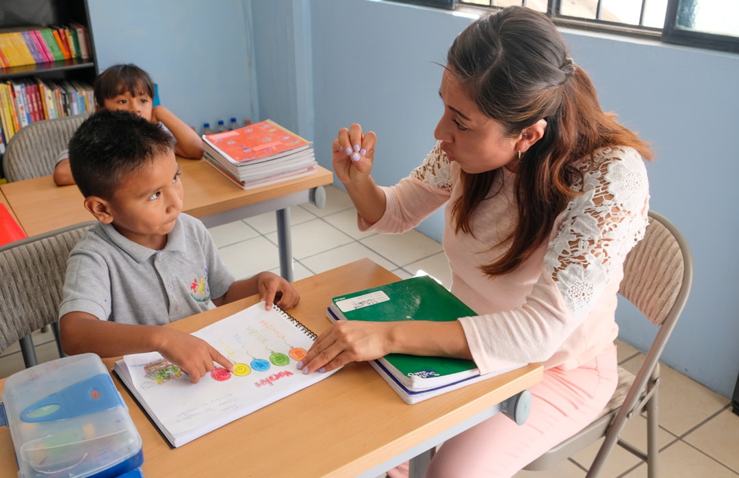 Deaf teacher and student in Mexico